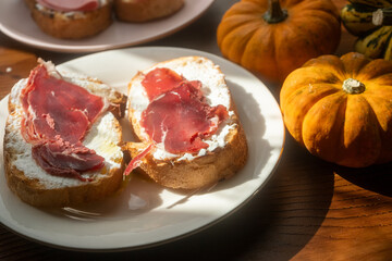 cultural spanish dried meat tapas sandwiches