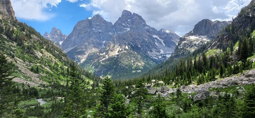 view of the mountains