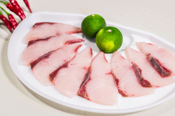 しゃぶしゃぶ用うす造りブリ