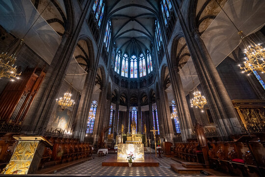 Cath&eacute;drale Notre Dame de l'assomption &agrave; Clermont Ferrand