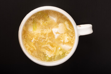 白菜と豆腐の卵スープ