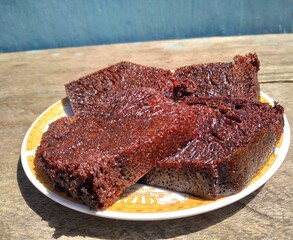 Caramel cake is known by Indonesian people as ant nest cake