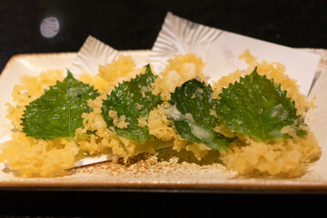 Crispy tempura shiso leaves. Great for a beautiful and delicious menu.