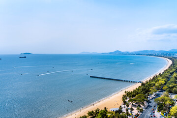 Obraz premium Aerial photo of the coastline of Yemeng Corridor in Sanya Bay, Hainan, China