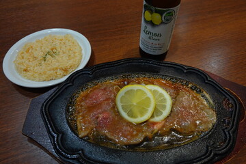 レモンステーキ