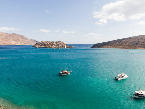 Drohnenbild von Spinalonga auf der Insel Kreta - Luftaufnahme Griechenland