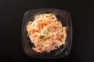 オニオンとカニ風味蒲鉾のマヨネーズ和え