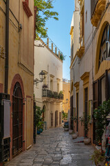 Ruelle pittoresque de la Città, vieille ville, Gallipoli, Pouilles, Italie