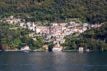 Fototapeta premium Lake Como landscape in full daylight.