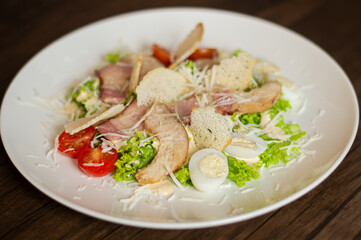 salad with cheese and chicken