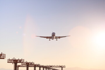 飛び立つ飛行機の影