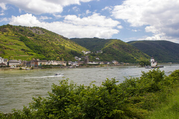 Pfalzgrafenstein Castle on island on Rhine river with Castle Gutenfels
