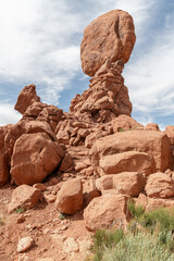 Balanced Rock, Arches National Park, Utah, USA