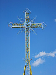 metalowy krzyż, wiara, bóg, niebo, jezus © Krzysztof