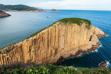 Po Pin Chau: Hexagonal Columnar Jointing in Hong Kong Geopark