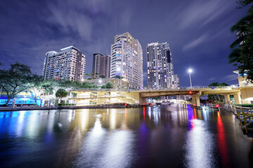 Obraz premium Night city scene Fort Lauderdale Florida 2024 riverwalk