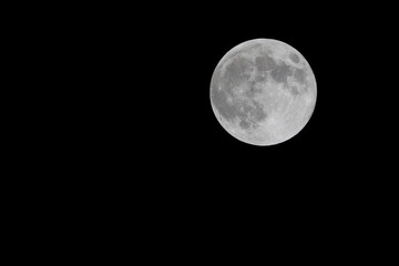 満月_右上
