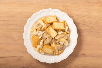 厚揚げと豚肉の味噌炒め