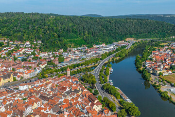 Die Region um die sehenswerte Stadt Wertheim in Baden-Württemberg von oben