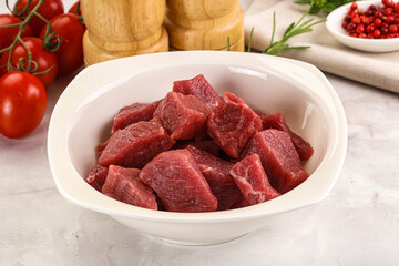 Raw beef cubes for cooking