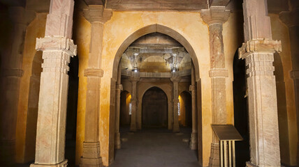 Obraz premium Inside view of Ranakdevi Mahal, Uparkot Fort, Junagadh, Gujarat, India.