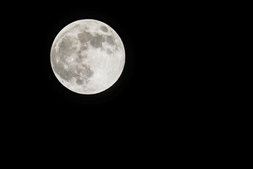 スーパームーン