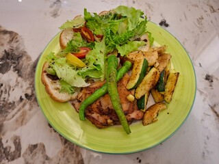 chicken and vegetables for dinner
