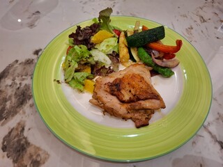 chicken and vegetables for dinner