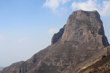 Fototapeta premium Sentinel Peak as a part of the Amphitheatre in Royal Natal National Park, Drakensberg, South Africa
