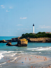 Biarritz, roche ronde et phare © Lenaick