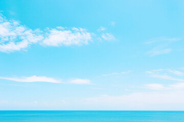 Obraz premium 海と澄んだ青空の風景, 晴れ, 地平線