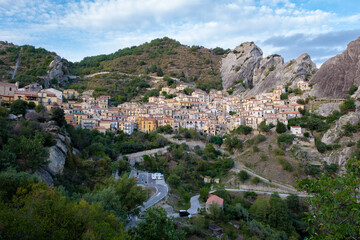 Fototapeta premium Discover Castelmezzano, a charming village set in Italy's Basilicata cliffs