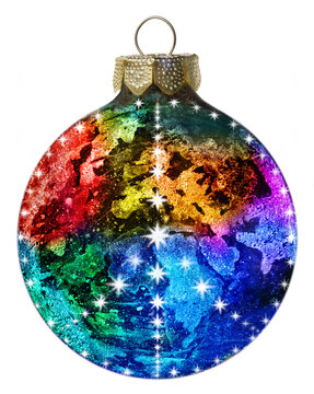 Freigestellte Christbaumkugel mit stilisierter bunter Erde, auf der in wei&szlig;en Sternen das Peace-Zeichen leuchtet, illustriert den Weihnachtswunsch nach globalem Frieden
