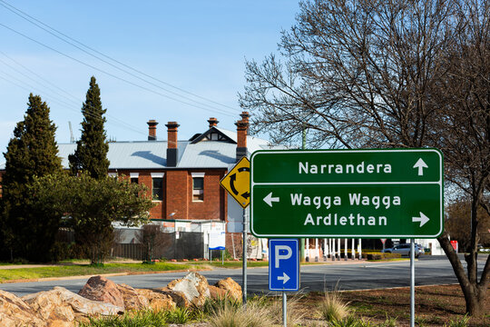 Green roadside sign with directions to Narrandera, Wagga and Ardlethan