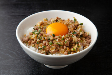 皮無し餃子丼