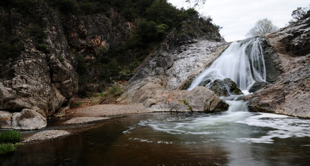 Ballikayalar Waterfalls, located in Gebze, Turkey, are deep in the canyon. There are 2 large waterfalls throughout the canyon.
