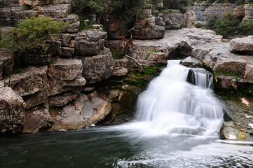Ballikayalar Waterfalls, located in Gebze, Turkey, are deep in the canyon. There are 2 large waterfalls throughout the canyon.
