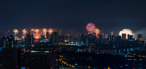 Happy new year 2025 with Firework celebrate anniversary in midnight Say Good bye 2024 hello to 2025 Concept of happiness, challenge, business strategy, opportunity and start new life again.