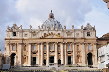 Obraz premium View of St. Peter's Basilica, Rome, Italy