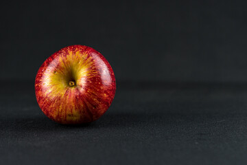 apple black background