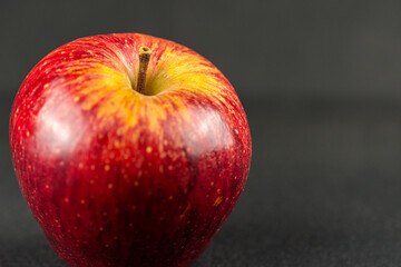 apple black background