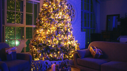 Cozy living room with a beautifully decorated christmas tree glowing with lights, creating a warm and festive ambiance for holiday celebrations with family