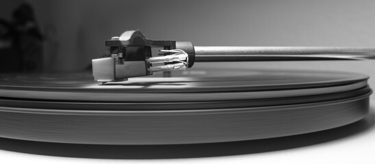 Record player side view in black and white 