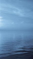 Obraz premium Calming Ocean With The Sky