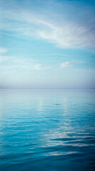 Fototapeta premium Calming Ocean With The Sky