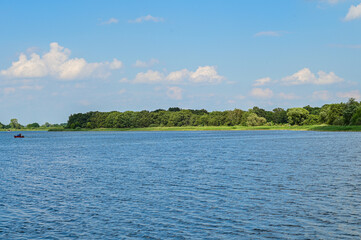 Crossing the Havel by houseboat - a relaxing weekend trip on the water through Brandenburg an der...