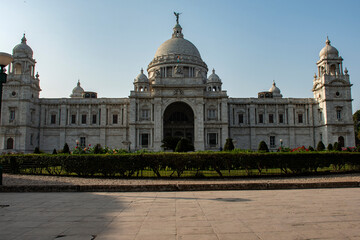 Obraz premium Iconic Victoria Memorial in Kolkata on a Clear Day