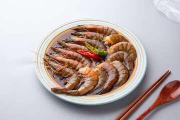 Korean Soy Sauce Shrimp With Bright Gray Background  밝은 회색 배경의 한국식 간장새우
