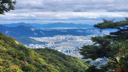 autumn landscapes. Image of autumn scenery of Dobongsan Mountain near Seoul, Korea. Hiking in Dobosan National Park. korea mountains. trekking. korean landscapes. bukhansan national park.