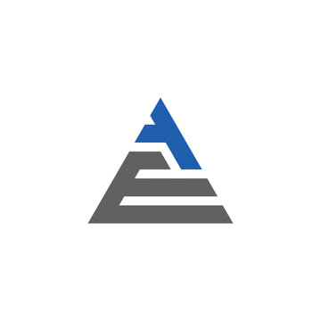 Monogram Logo Triangle Letter T E